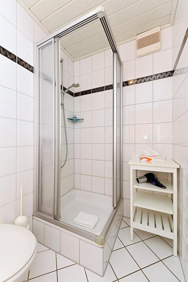 Hotel Garni Poggenstool 뉴할링거지어 외부 사진